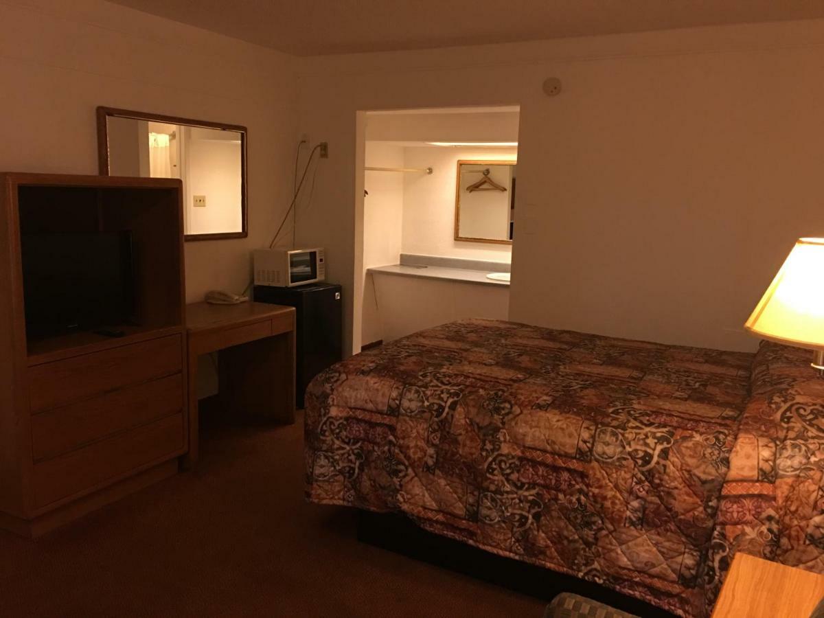 希尔斯伯勒雷鸟汽车旅馆 外观 照片